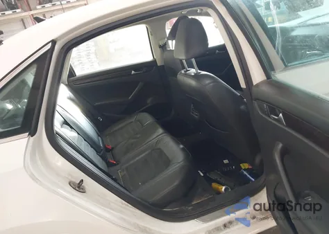 2014 Volkswagen Passat 1.8T Sel Premium из США, поврежденный, VIN 1VWCS7A32EC107093